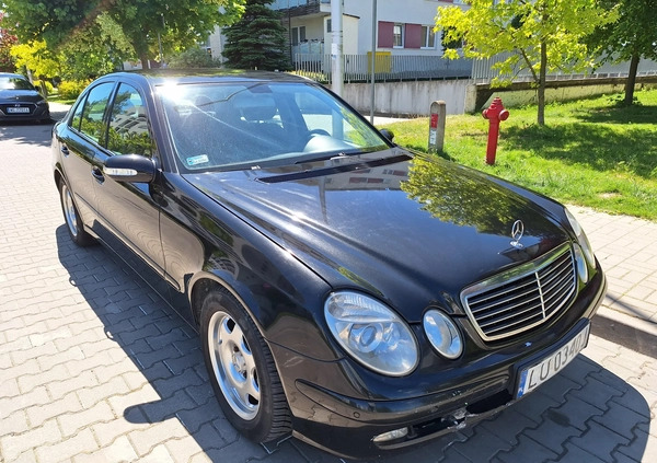 Mercedes-Benz Klasa E cena 17000 przebieg: 367000, rok produkcji 2006 z Lublin małe 46